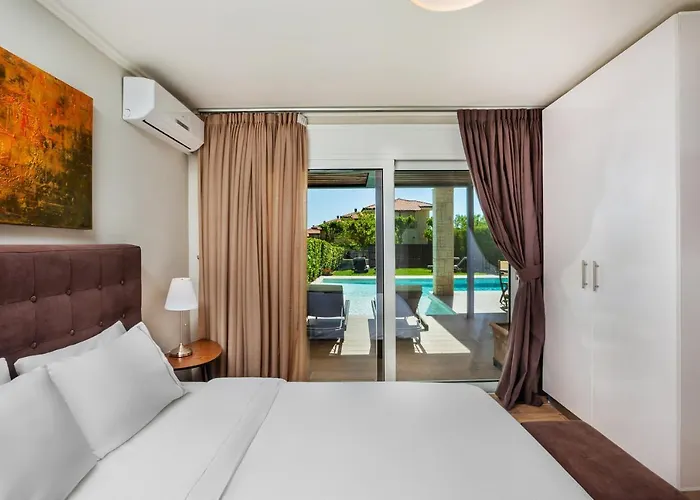 Sunny Exclusive Villa Hanioti