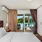 Sunny Exclusive Villa Hanioti